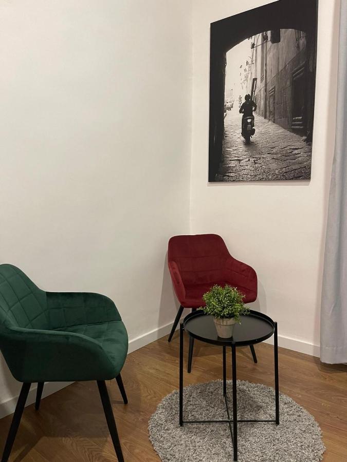 Mafalda - Napoli Rooms Phòng bức ảnh